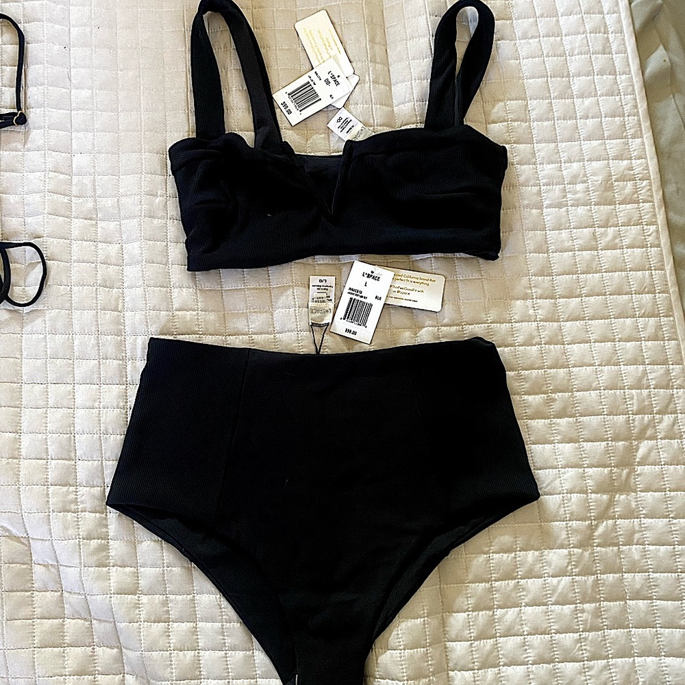 L space Lee Lee set DD top